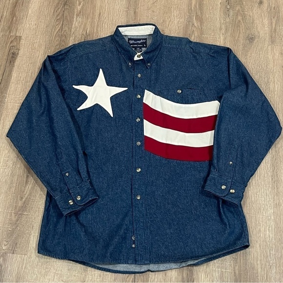 Wrangler Other - Men’s Large Wrangler Chambray Denim Western USA America Flag Vintage VTG Shirt